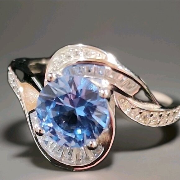 Sterling Silver Lab Created 2.0 CT Aquamarine Swirl Ring with Diamonds - Picture 5 of 10